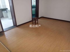 咸宁火车站附近大三房，优惠价出售