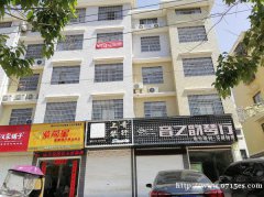 咸安区实验学校大门旁临街四楼出租