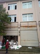 亿丰农贸市场5栋110和111门面出租