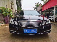 时尚型奔驰E260L一手私家车很爱惜保养很好