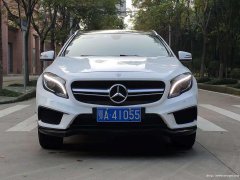 美女一手GLA200一手车很爱惜车况好