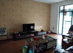 温泉银泉大道，十六潭公园旁，御龙花园小区精装三房出租