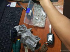 咸宁专业汽车遥控钥匙失灵 遥控进水 按键失灵维修