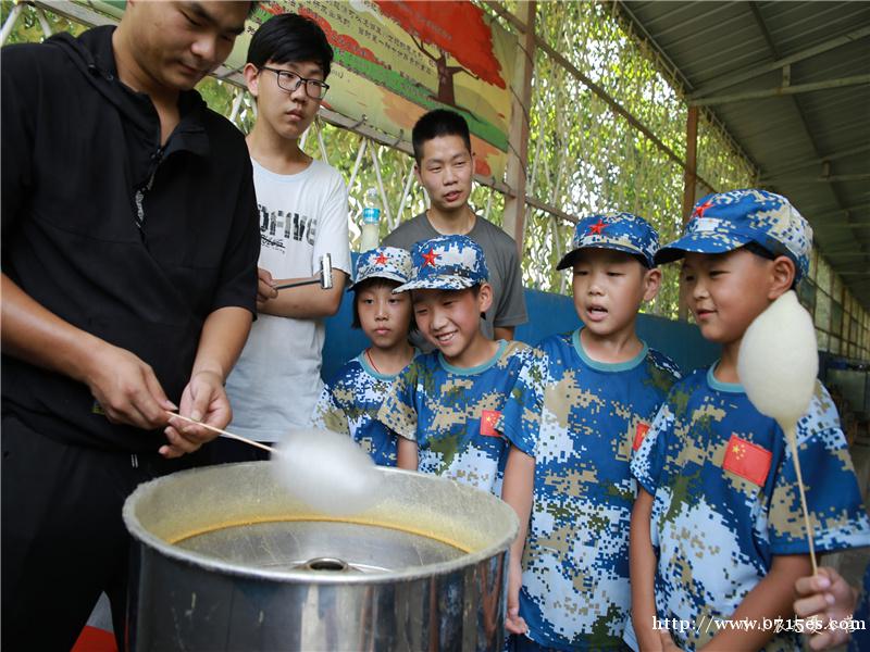 金秋十月武汉学生周边游哪合适?有个基地名扬中外 金秋十月武汉学生周边游哪合适?有个基地名扬中外