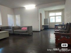 温泉沃尔玛对面三房二厅出租