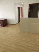 温泉沃尔玛超市对面房屋出租